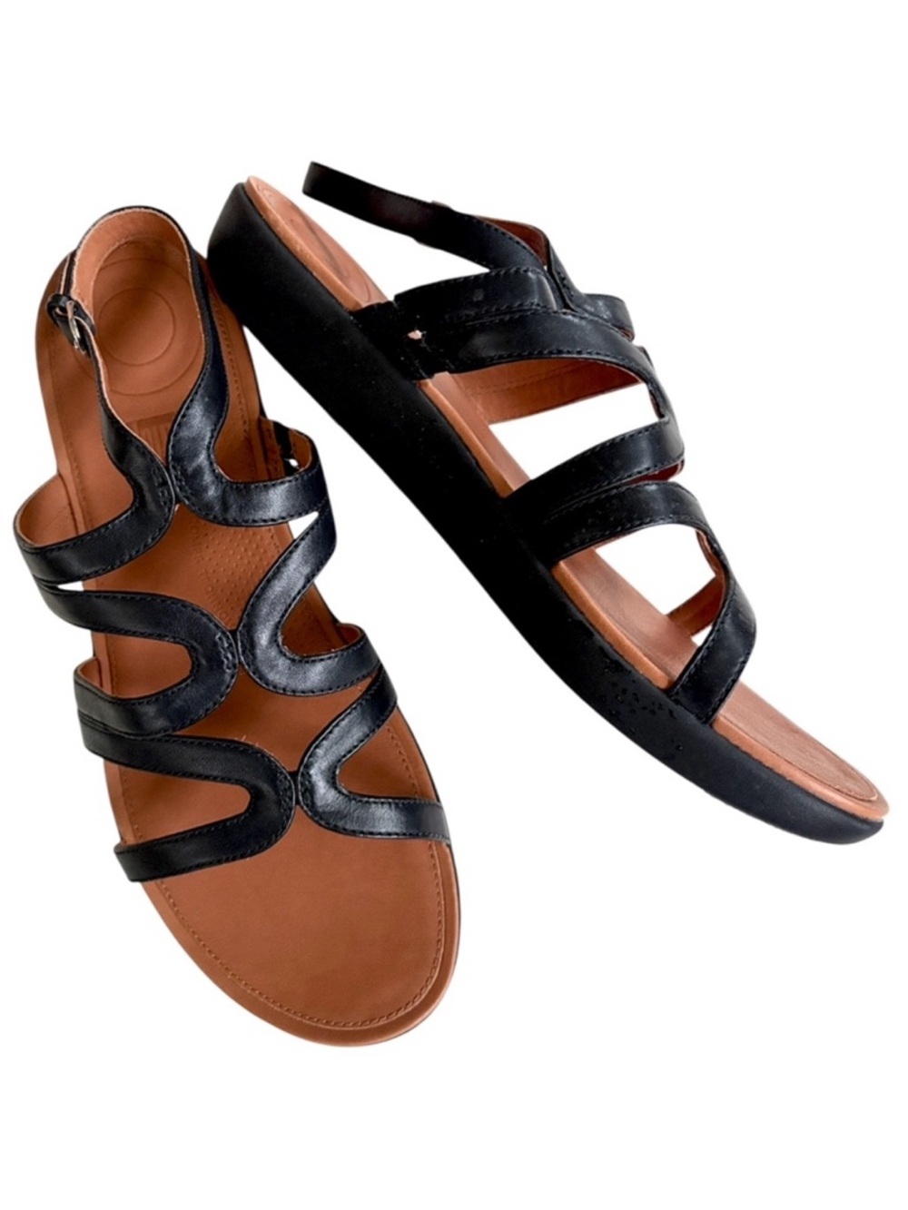 NEW FitFlop Leather Strata
Sandals Black Size 10